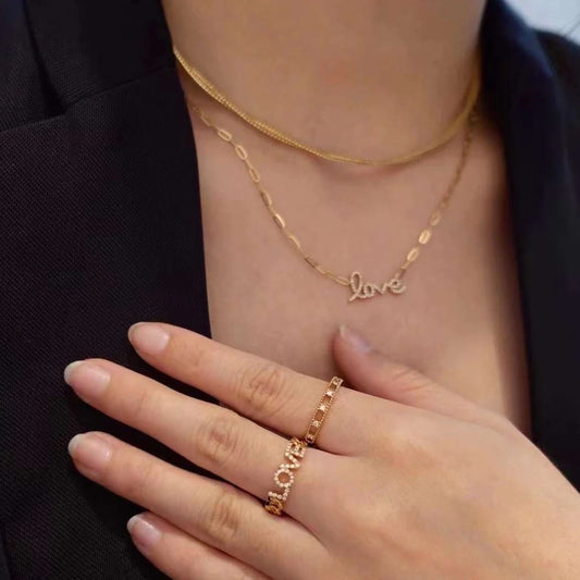 How to Wear Diamond Jewelry This Spring